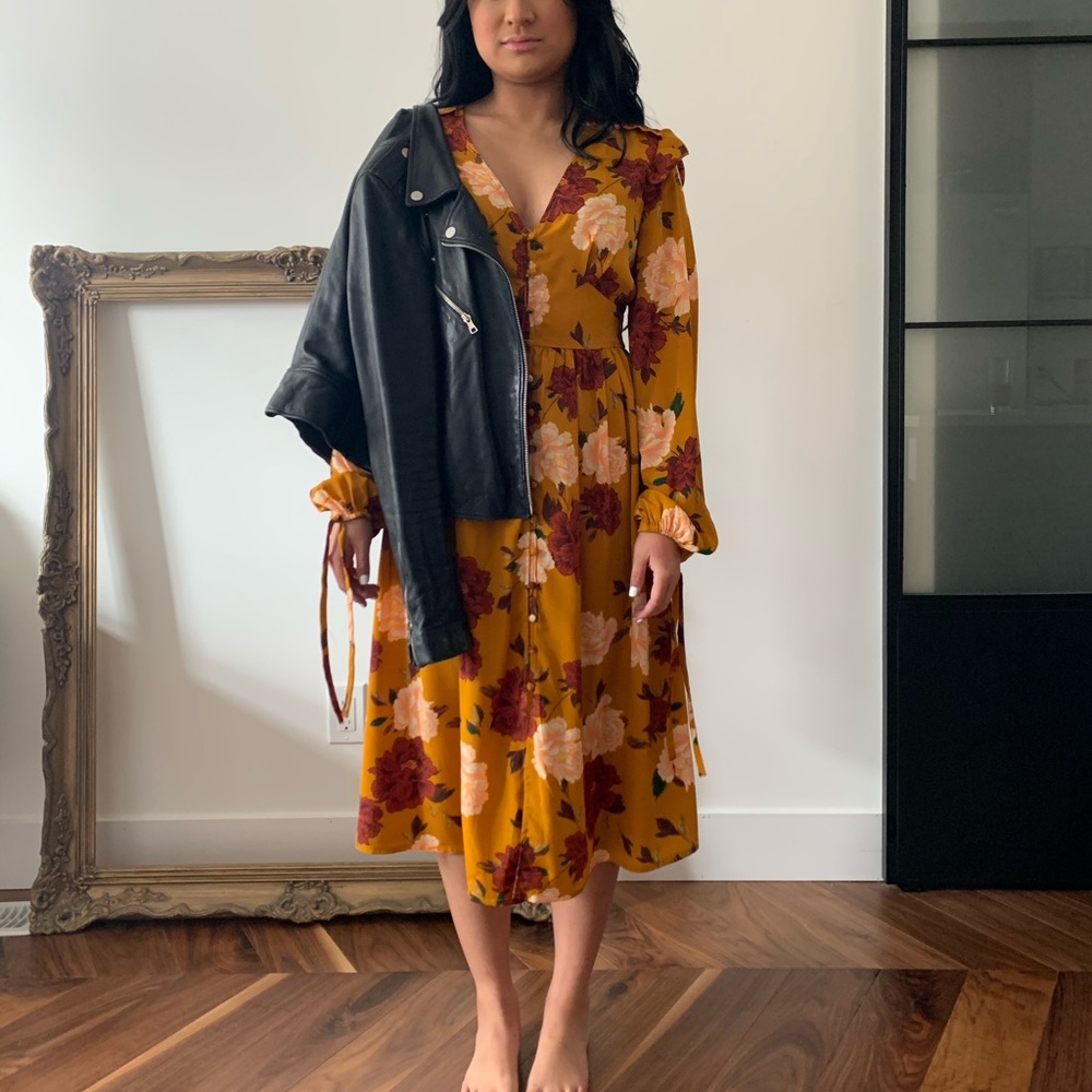 Nasty Gal, Yellow floral midi dress. Never worn.